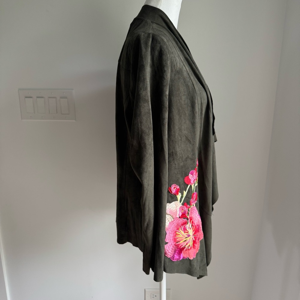 V CRISTINA Olive Faux Suede Embroidered Long Sleeve Cardigan Jacket Size M - Picture 8 of 13